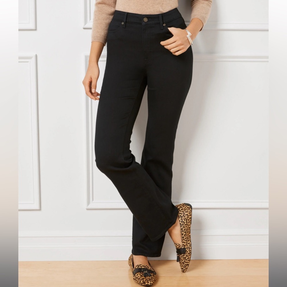 Talbots Size 10p Black Wash Simply Flattering 5 Pocket Barely Boot Cut Jeans